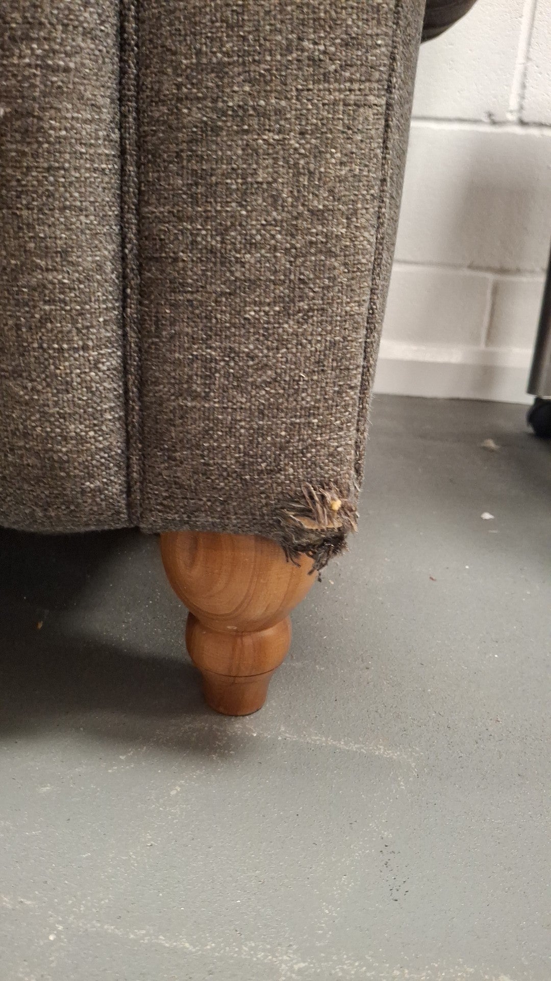 Chesterfield style 2 seater