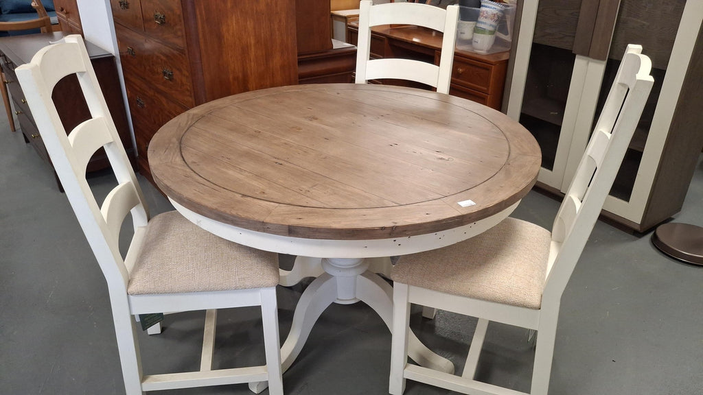 Dining table set