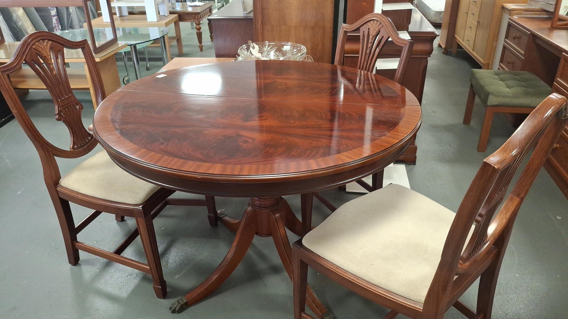 Beautiful mahogany table