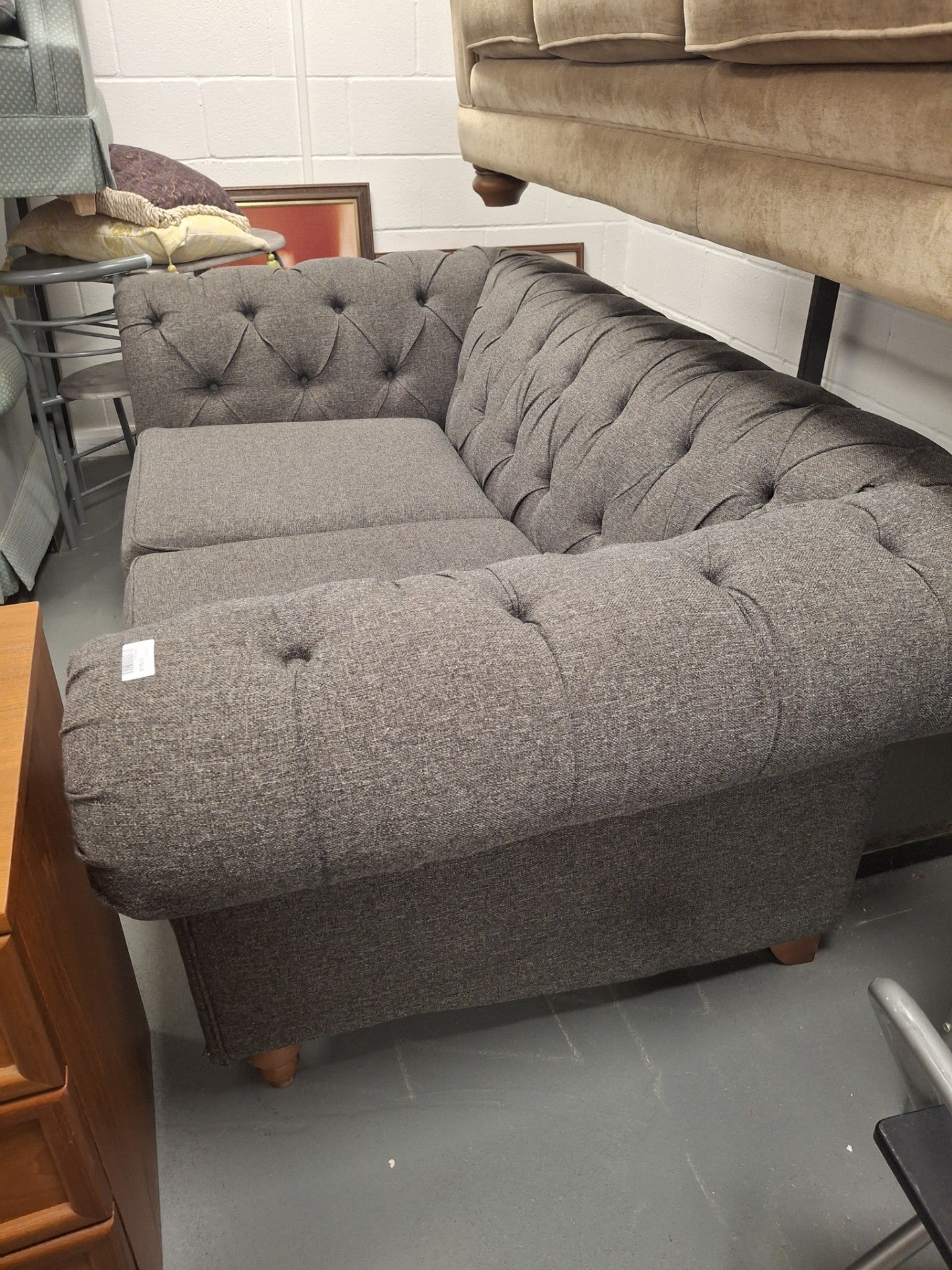 Chesterfield style 2 seater