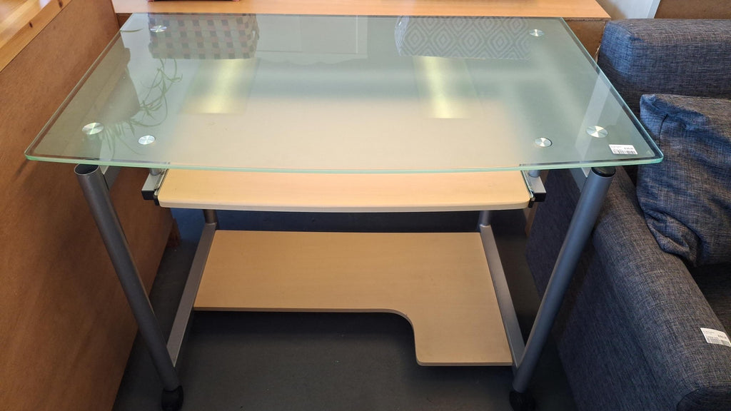 Computer desk