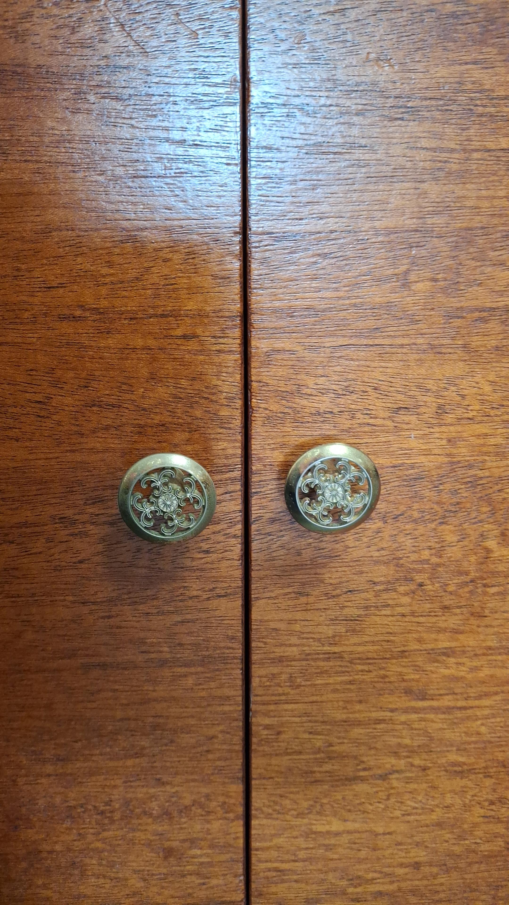 Cabinet on wheels